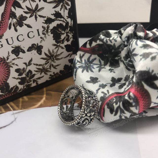 GUCCi飾品 古馳寬版925銀鏤空時尚個性花紋圖案日韓情侶戒 Gucci鏤空戒指  zgbq1168